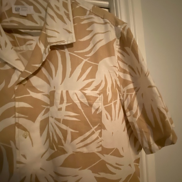 Gap Linen Cotton Resort Shirt - Picture 3 of 9